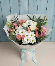 Букет цветов из:  Розы, Лизиантусы и Хризантемы в Голицыно