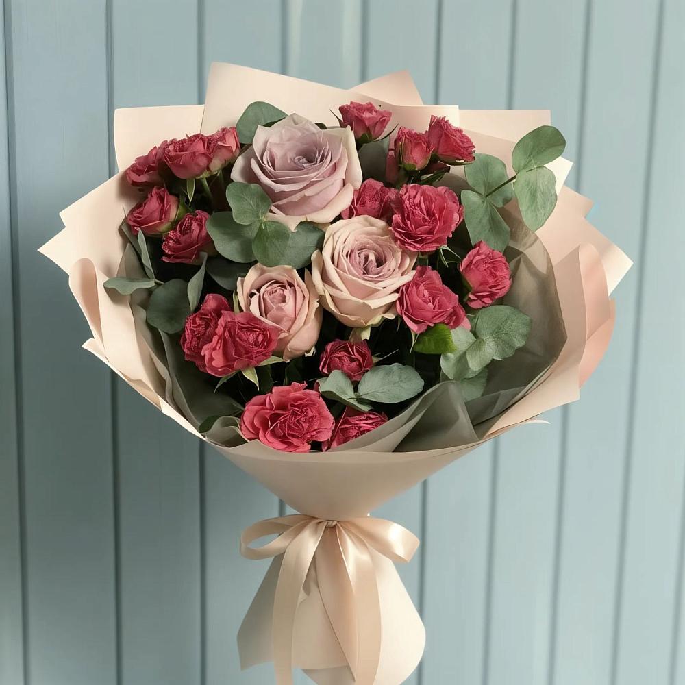 Букет цветов из: Гвоздики и Розы в Голицыно
