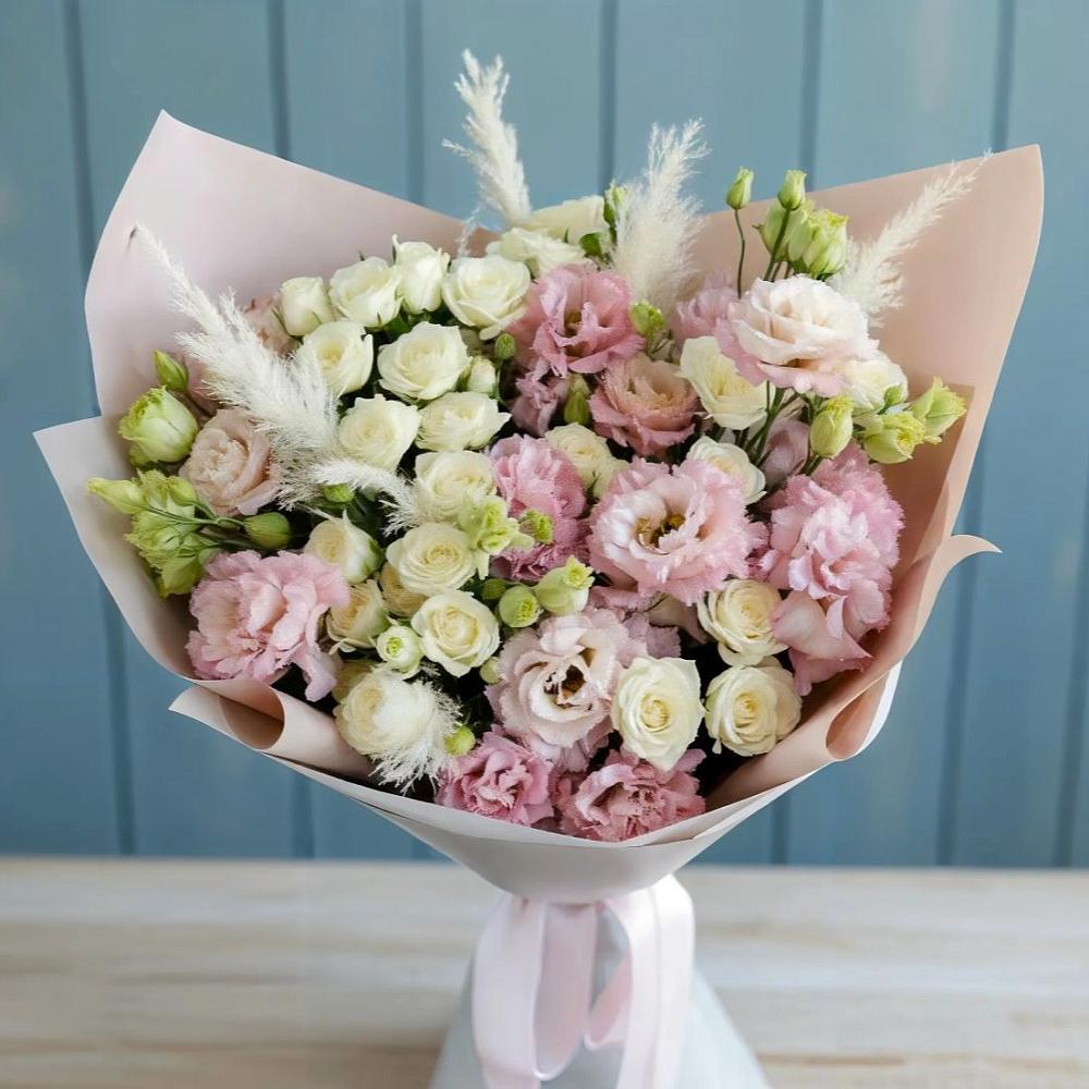 Букет цветов из: Альстромерии и Розы в Голицыно