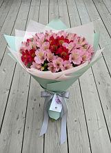 Букет цветов из:  Альстромерии в Голицыно