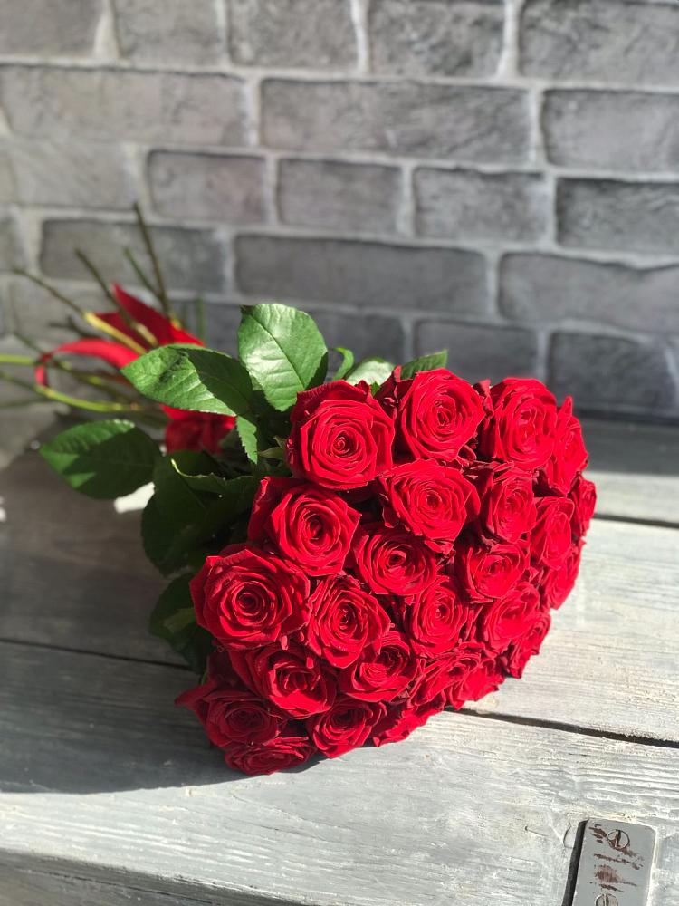 Букет Красные розы Фридом в Голицыно