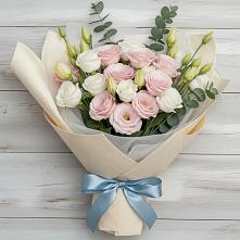 Букет цветов из:  Лизиантусы #REPLACE_PRED# Голицыно