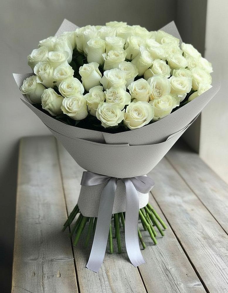 Букет 35 Белых роз в Голицыно