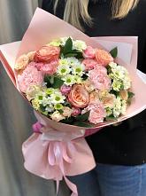 Букет нежные объятья в Голицыно Букет цветов из: Гвоздики, Розы и Хризантемы в Голицыно