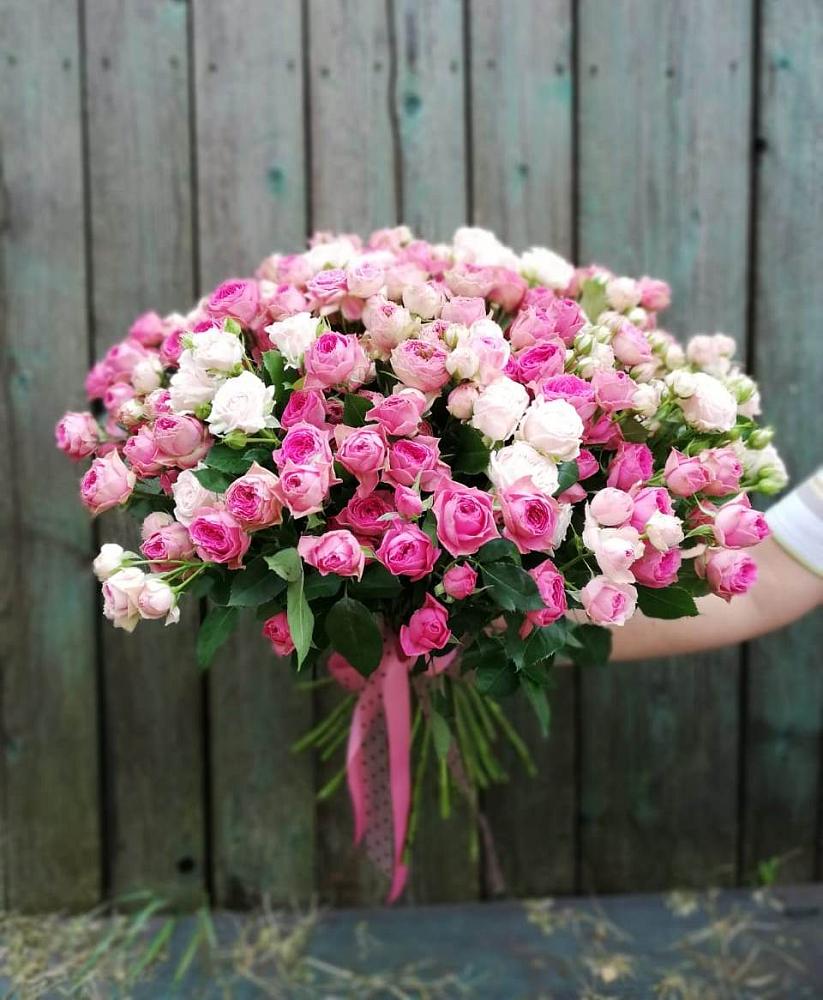 Букет Розовые кустовые розы Натали и Лав Лидия в Голицыно