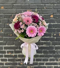 Букет цветов из:  Герберы и Хризантемы в Голицыно