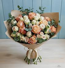 Букет цветов из:  Альстромерии и Розы в Голицыно